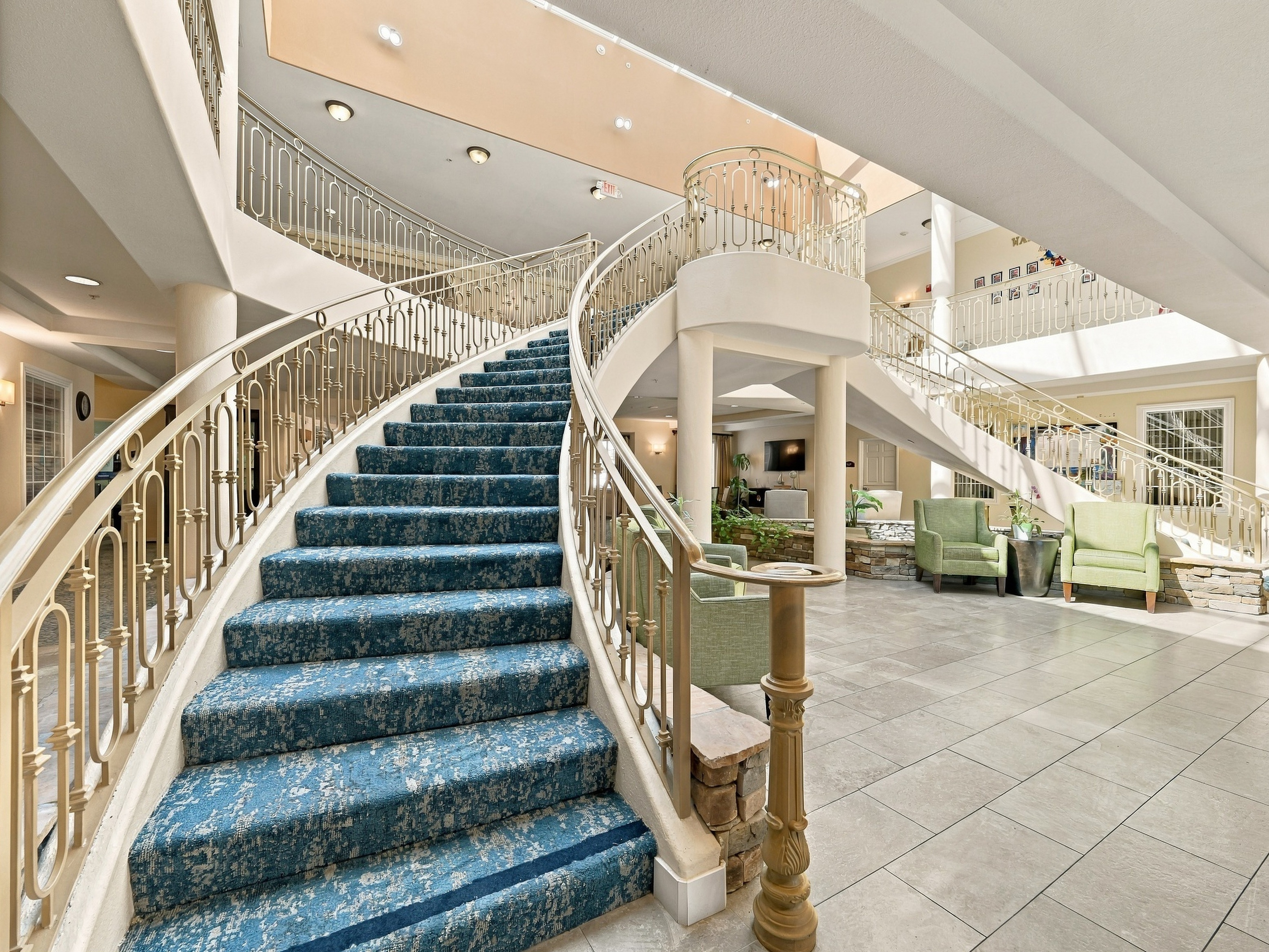 04-Meadowbrook Agoura_Lobby-12
