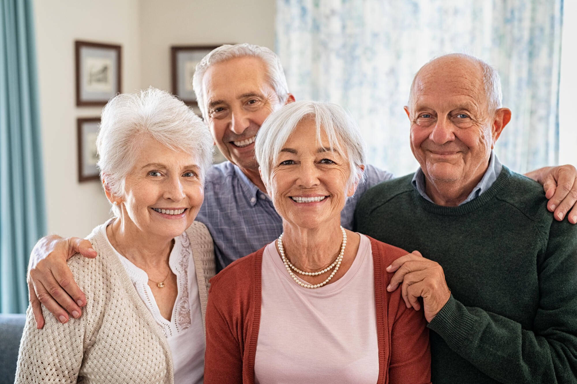 what are senior living communities