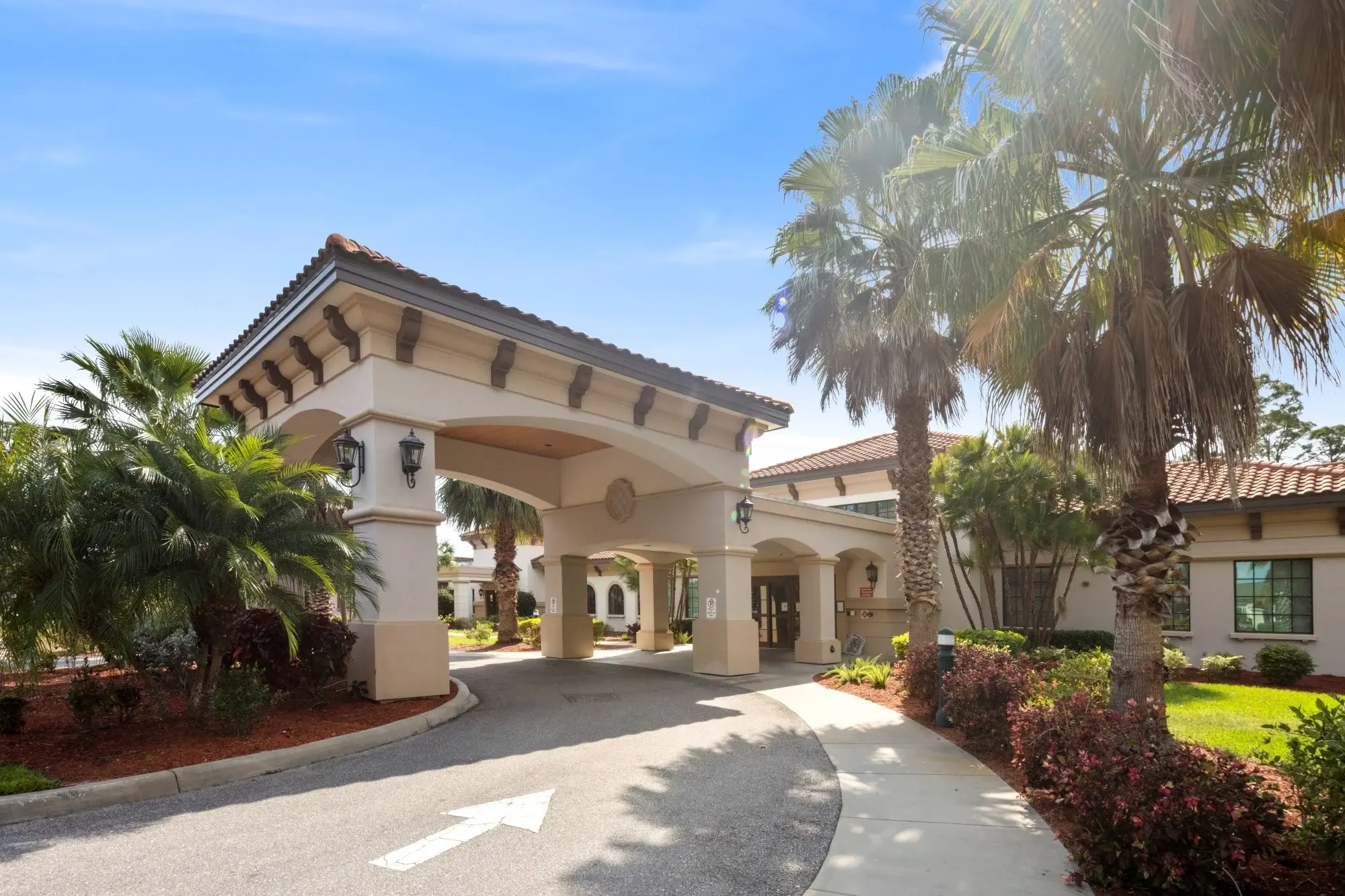 DISCOVERY COMMONS SOUTH BISCAYNE